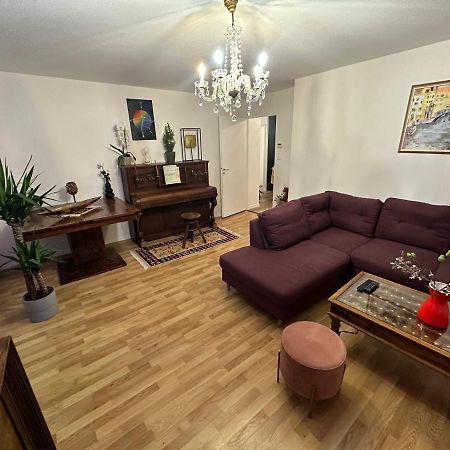 Appartamento Ave De La Vaite Besançon Esterno foto