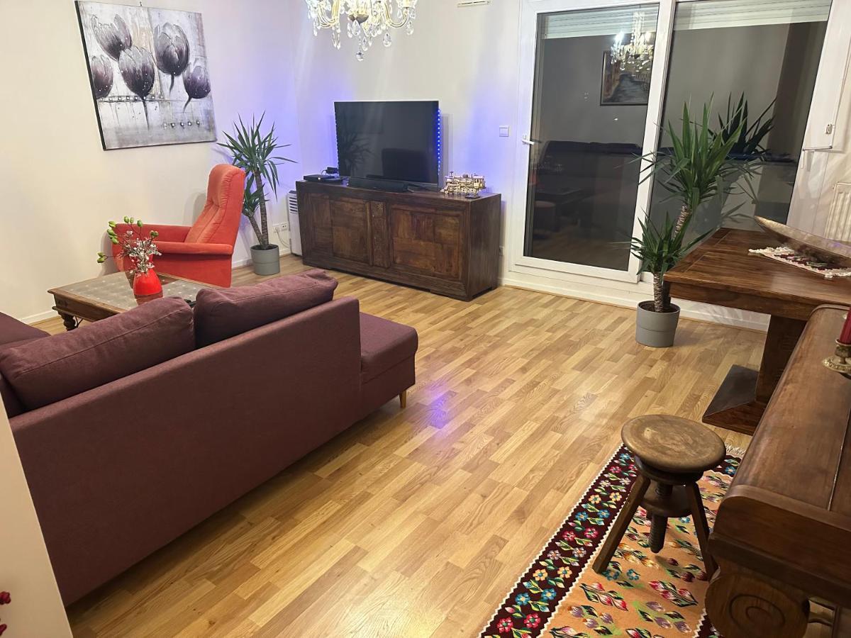 Appartamento Ave De La Vaite Besançon Esterno foto